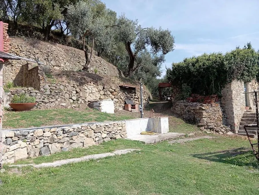 La Tana Del Berue Vila Varazze 0*,